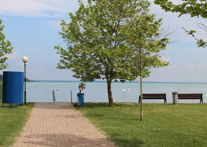 Appartamento Ezüstfenyő Balatonalmádi